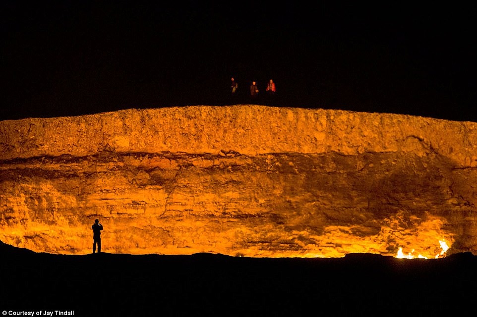 Ghé thăm đất nước bí ẩn Turkmenistan - Ảnh 9. Ghé thăm đất nước bí ẩn Turkmenistan