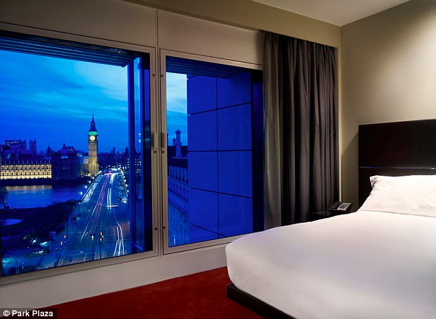 7 khách sạn giúp bạn ngắm Eiffel, Taj Mahal, Empire State... ngay từ phòng ngủ - Ảnh 7. 7 khách sạn giúp bạn ngắm Eiffel, Taj Mahal, Empire State... ngay từ phòng ngủ - Ảnh 7.