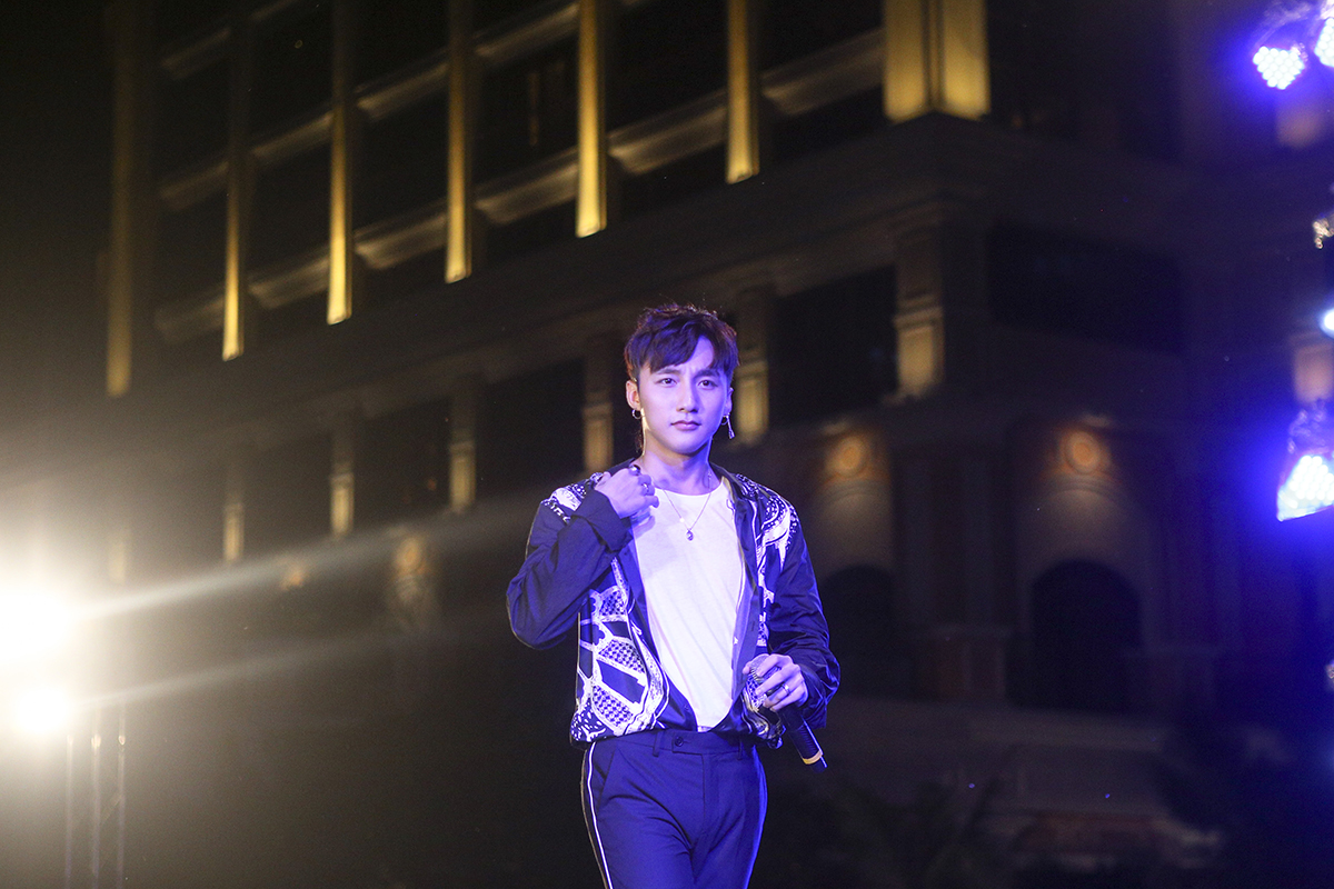 The Grand Hồ Tràm Strip khai trương Đài nhạc nước rực rỡ sắc màu - Ảnh 5. The Grand Hồ Tràm Strip khai trương Đài nhạc nước rực rỡ sắc màu