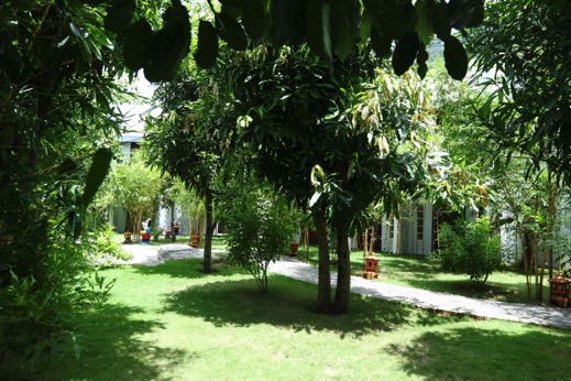 Đến núi Thần Tài, nghỉ dưỡng khách sạn 4 sao với giá 0 đồng - Ảnh 2. Đến núi Thần Tài, nghỉ dưỡng khách sạn 4 sao với giá 0 đồng - Ảnh 2.