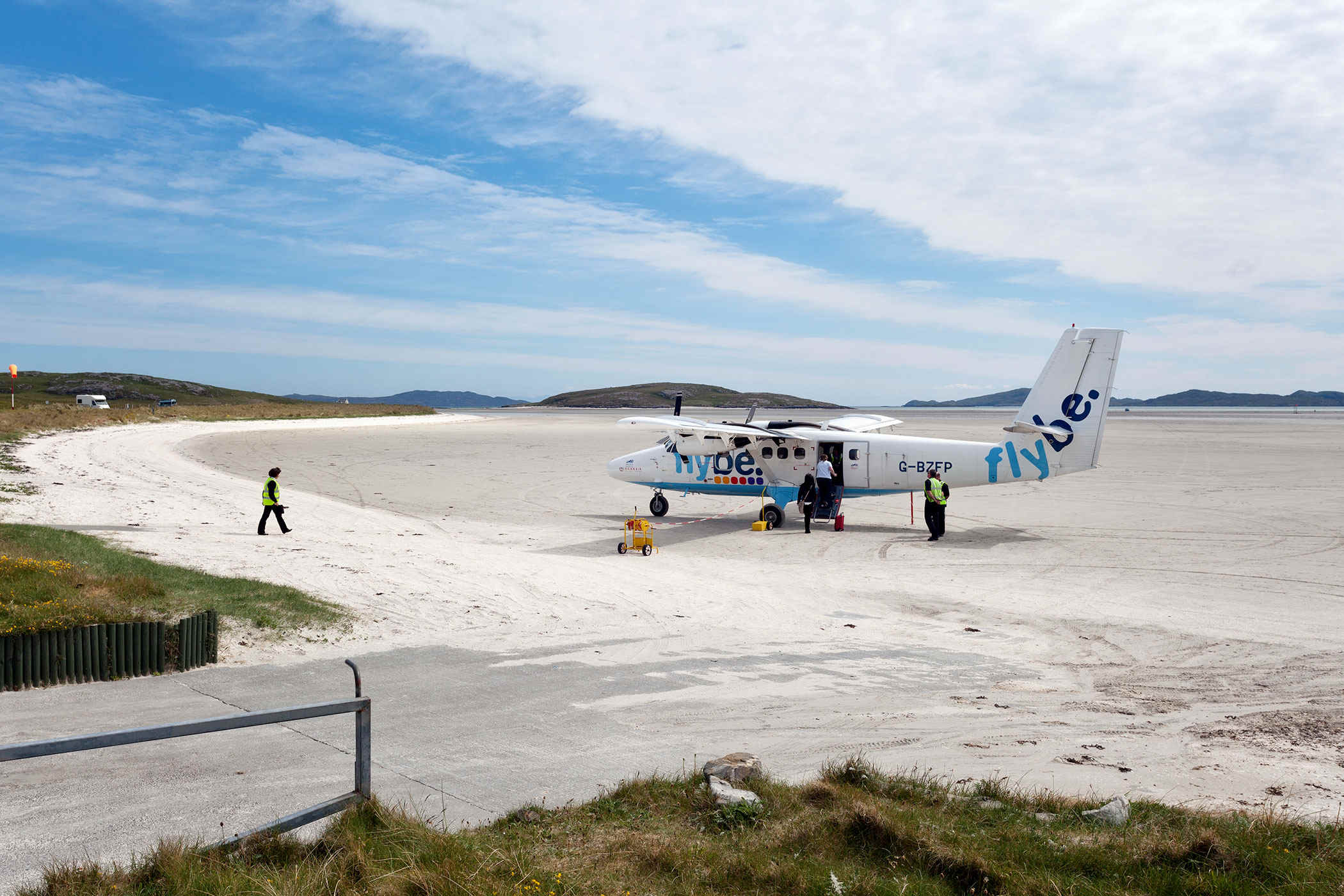 8 sân bay khiến du khách vừa thích thú vừa sống trong sợ hãi - Ảnh 3. 8 sân bay khiến du khách vừa thích thú vừa 'sống trong sợ hãi'