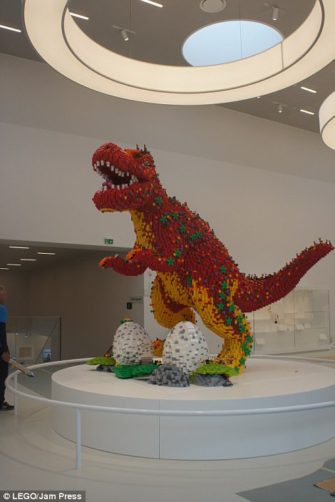 Ghé thăm ngôi nhà Lego với 25 triệu mảnh xếp hình - Ảnh 5. Ghé thăm ngôi nhà Lego với 25 triệu mảnh xếp hình - Ảnh 5.