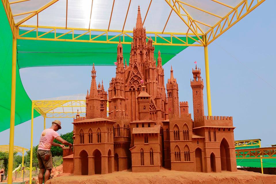Phan Thiết có Công viên tượng cát đầu tiên trên thế giới - Ảnh 7. Phan Thiết có Công viên tượng cát đầu tiên trên thế giới