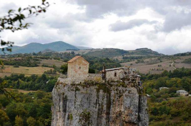 'Cột đá của Sự sống'