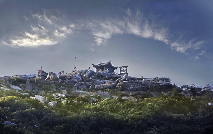 Đến Yên Tử chiêm bái đại lão vàng mai - Ảnh 2. Đến Yên Tử chiêm bái 'đại lão vàng mai'