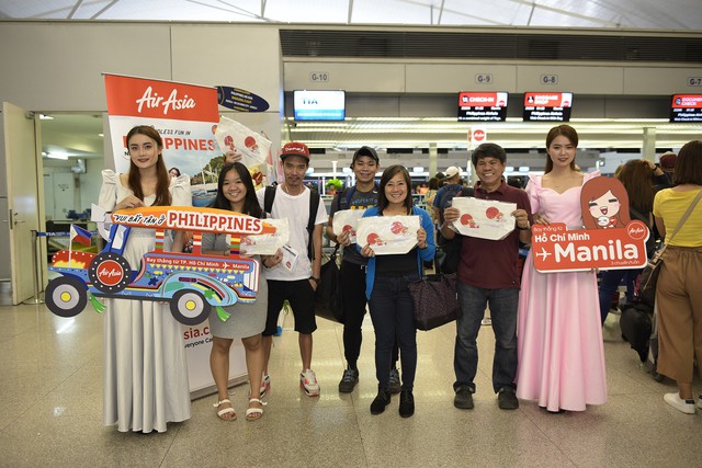 AirAsia mở chuyến bay thẳng đầu tiên từ TP.HCM đến Manila - Ảnh 2. AirAsia mở chuyến bay thẳng đầu tiên từ TP.HCM đến Manila - Ảnh 2.
