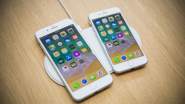 Dân công nghệ nói gì về iPhone 8 và iPhone X? - Ảnh 2. Dân công nghệ nói gì về iPhone 8 và iPhone X? - Ảnh 2.
