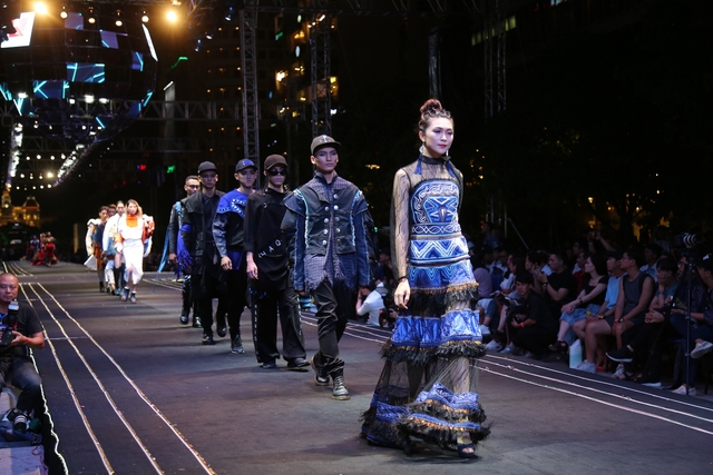 Fashionology Festival 2017 góp thêm hoạt động ngành văn hóa du lịch TP.HCM - Ảnh 7. Fashionology Festival 2017 góp thêm hoạt động ngành văn hóa du lịch TP.HCM - Ảnh 7.