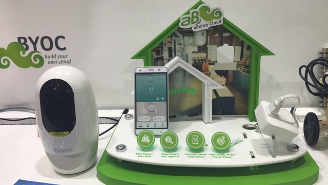 Đi hội chợ xem robot, ăn thịt nướng, ngồi ghế massage - Ảnh 4. Đi hội chợ xem robot, ăn thịt nướng, ngồi ghế massage - Ảnh 4.