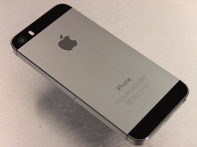 Lý do vì sao các iPhone ‘đời cũ’ bỗng dưng chậm hơn - Ảnh 1. Lý do vì sao các iPhone ‘đời cũ’ bỗng dưng chậm hơn - Ảnh 1.