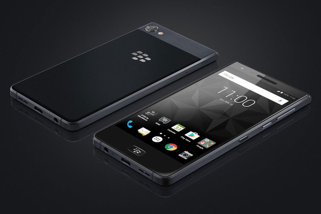 Blackberry ra mắt điện thoại màn hình cảm ứng Motion - Ảnh 2.