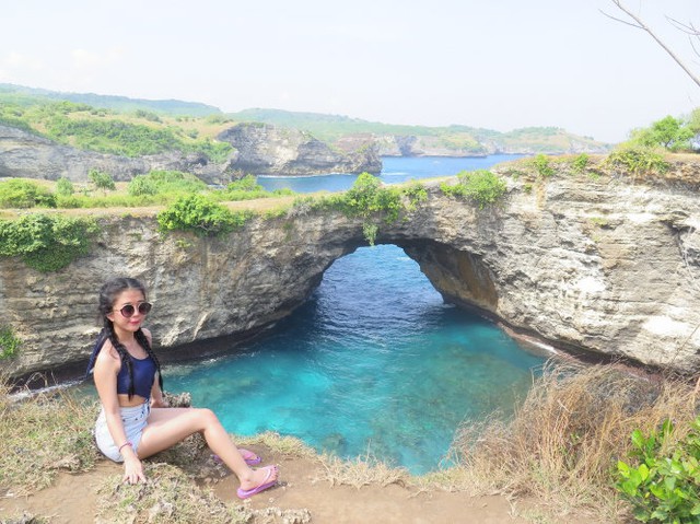 Đến Bali, chụp selfie đến chết - Ảnh 1. Đến Bali, chụp selfie đến chết - Ảnh 1.