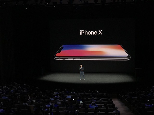 Tiết lộ chi phí thực của iPhone X - Ảnh 2. Tiết lộ chi phí thực của iPhone X - Ảnh 2.