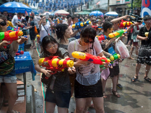 Những lễ hội ăn chơi, nhảy múa khắp thế giới mà bạn không nên bỏ lỡ