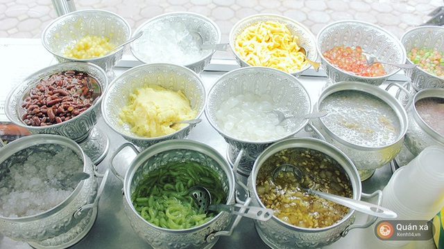 2 món ăn trong quả dừa đang cực hot ở Hà Nội bạn nhất định phải thử - Ảnh 8. 2 món ăn trong quả dừa đang cực hot ở Hà Nội bạn nhất định phải thử - Ảnh 8.
