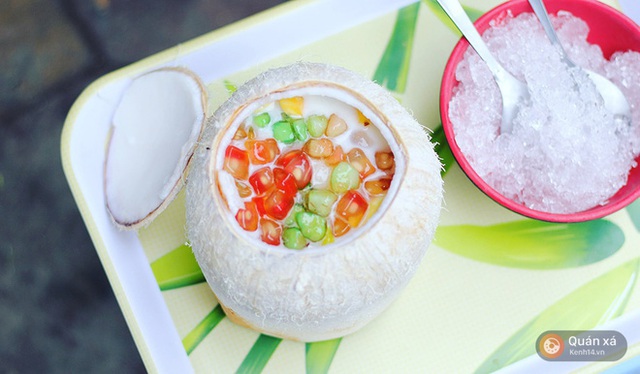 2 món ăn trong quả dừa đang cực hot ở Hà Nội bạn nhất định phải thử - Ảnh 9. 2 món ăn trong quả dừa đang cực hot ở Hà Nội bạn nhất định phải thử - Ảnh 9.