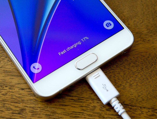 Samsung phát triển thành công công nghệ sạc pin siêu nhanh - Ảnh 1.