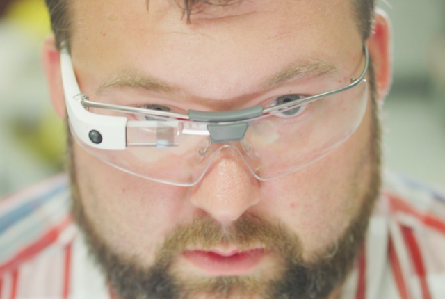 Kính thông minh Google Glass tái xuất thị trường - Ảnh 1. Kính thông minh Google Glass tái xuất thị trường - Ảnh 1.