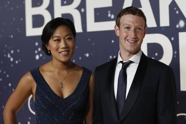 Lại dấy đồn đoán về tham vọng chính trường của ông chủ Facebook - Ảnh 1. Lại dấy đồn đoán về tham vọng chính trường của ông chủ Facebook - Ảnh 1.
