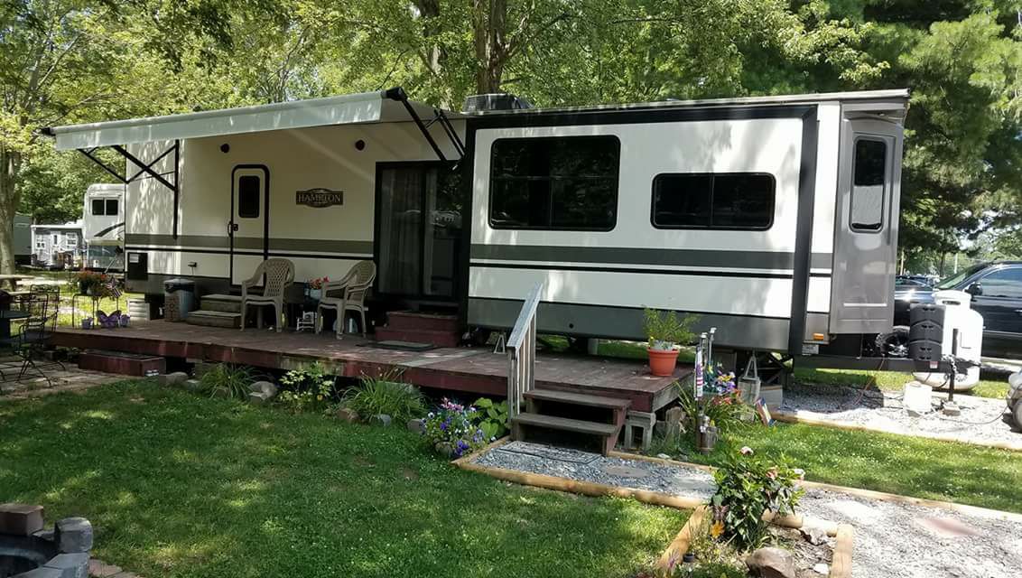 Rong chơi nước Mỹ trên những vòng xe RV - Tuổi Trẻ Online