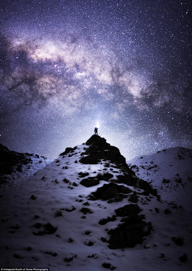 Những hình ảnh bầu trời đêm New Zealand sẽ đưa bạn đến một mảnh đất ngập tràn sự đẹp đẽ và huyền bí. Cùng trò chuyện cùng những ngôi sao trên bầu trời đêm New Zealand và cảm nhận sự yên bình và tĩnh lặng trong không khí ngập tràn hương thơm Nho đang lan tỏa khắp mọi nơi.