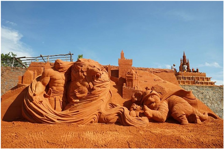 Phan Thiết có Công viên tượng cát đầu tiên trên thế giới - Ảnh 9.