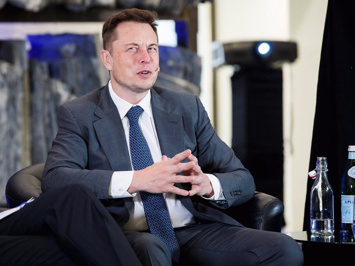 Elon Musk đã làm gì để không lãng phí thời gian họp? - Ảnh 1.