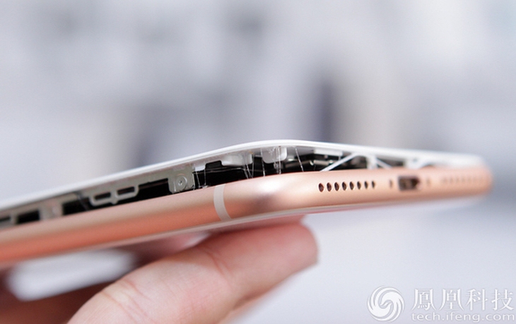 Apple xác nhận đang điều tra hai sự cố nổ pin với iPhone 8 Plus - Ảnh 1.